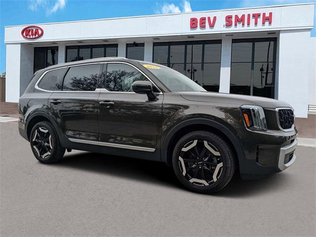 used 2024 Kia Telluride car, priced at $35,887