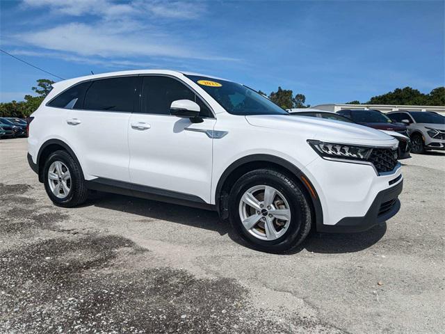 used 2023 Kia Sorento car, priced at $25,178