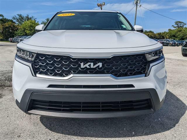 used 2023 Kia Sorento car, priced at $25,178