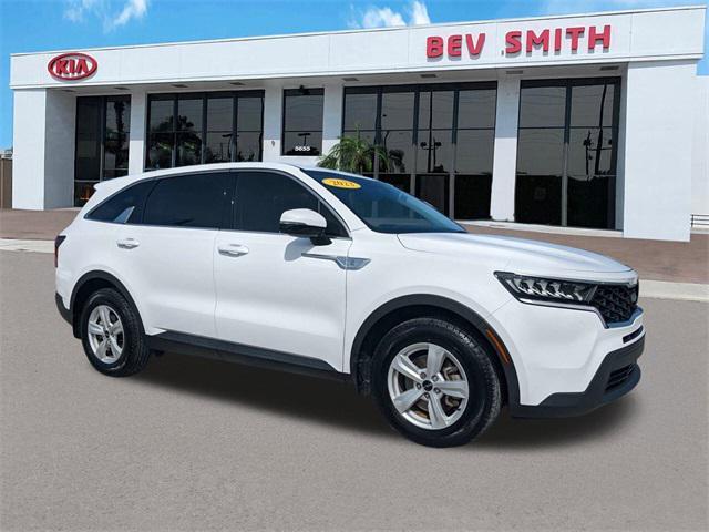 used 2023 Kia Sorento car, priced at $25,178