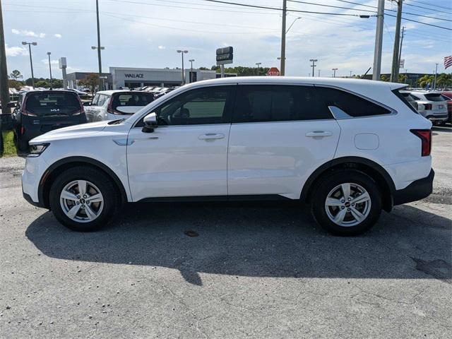 used 2023 Kia Sorento car, priced at $25,178