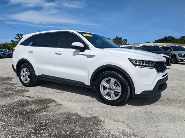 used 2023 Kia Sorento car, priced at $25,178