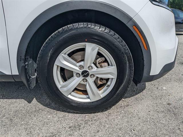 used 2023 Kia Sorento car, priced at $25,178