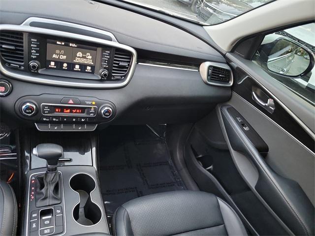 used 2020 Kia Sorento car, priced at $20,895