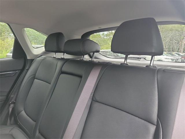 used 2025 Kia Seltos car, priced at $25,988