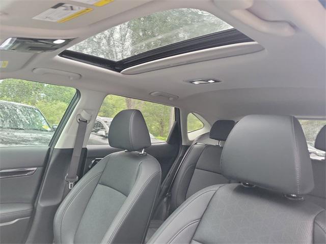 used 2025 Kia Seltos car, priced at $25,988