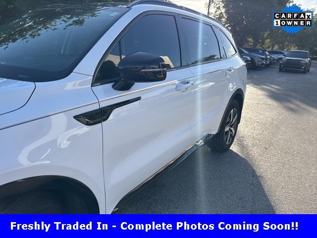 used 2023 Kia Sorento car, priced at $25,998