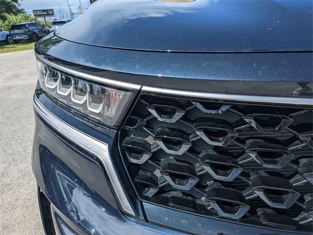 used 2024 Kia Sorento Hybrid car, priced at $36,826