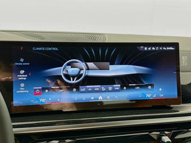 new 2026 BMW X7 car, priced at $118,910