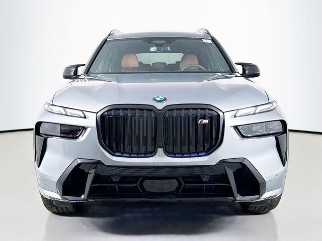 new 2026 BMW X7 car, priced at $118,910