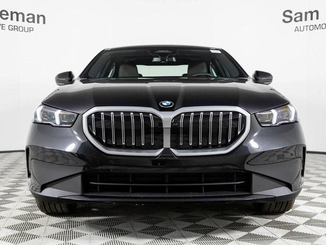 new 2025 BMW 530 car, priced at $66,725