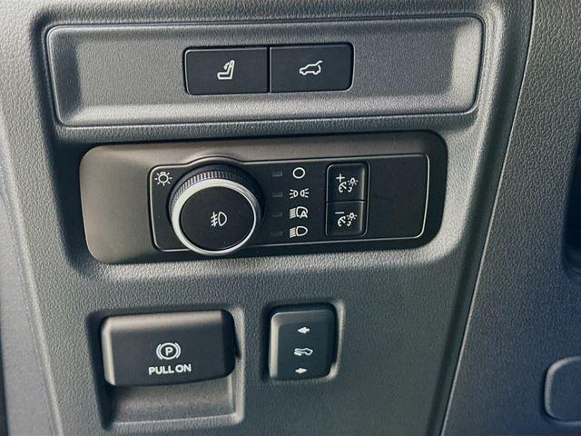 used 2024 Ford Expedition car, priced at $67,988