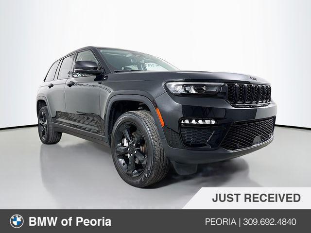 used 2023 Jeep Grand Cherokee car, priced at $31,880