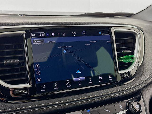 used 2023 Chrysler Pacifica Hybrid car, priced at $32,988