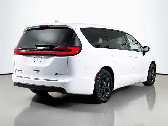 used 2023 Chrysler Pacifica Hybrid car, priced at $32,988