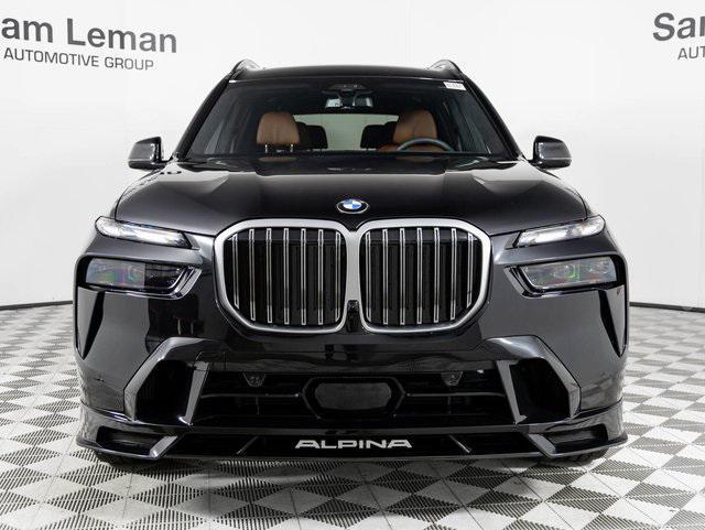 new 2025 BMW X7 car, priced at $159,695