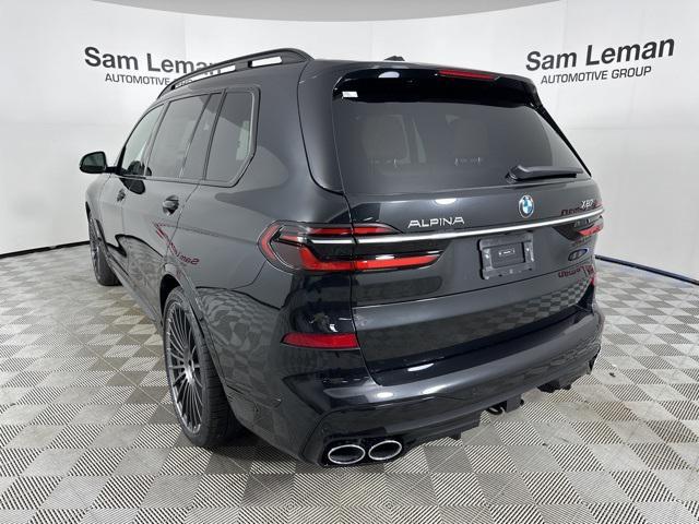 new 2025 BMW X7 car, priced at $159,695