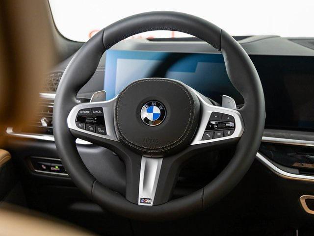 new 2025 BMW X7 car, priced at $98,585