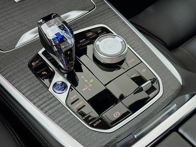 new 2026 BMW ALPINA XB7 car, priced at $163,475