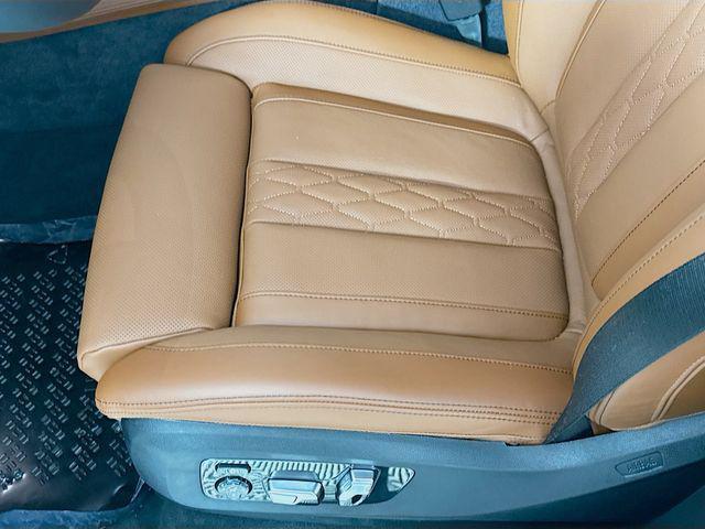 new 2026 BMW ALPINA XB7 car, priced at $165,425