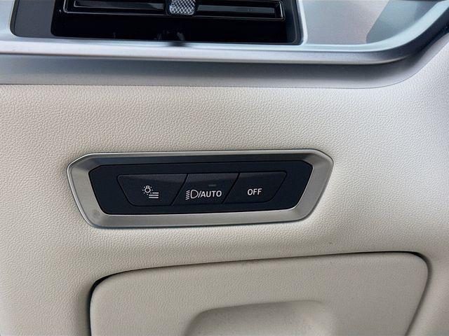 new 2025 BMW X7 car, priced at $93,830