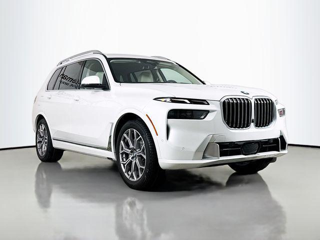 new 2025 BMW X7 car, priced at $93,830