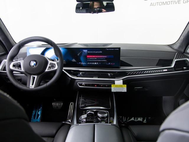 new 2025 BMW X7 car, priced at $116,410