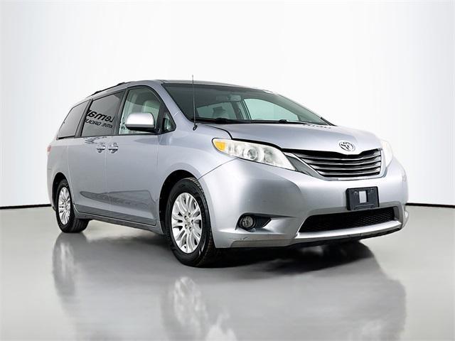 used 2013 Toyota Sienna car, priced at $9,988