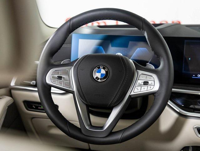 new 2025 BMW X7 car, priced at $95,335