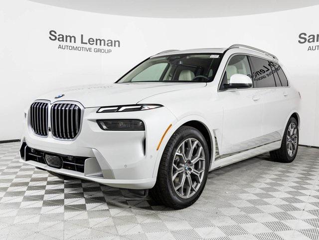 new 2025 BMW X7 car, priced at $95,335