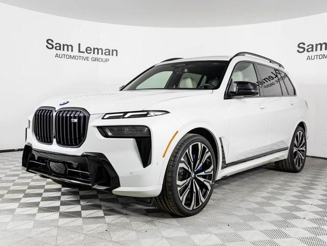 new 2025 BMW X7 car, priced at $128,285