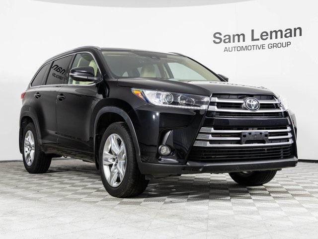 used 2018 Toyota Highlander car, priced at $25,988