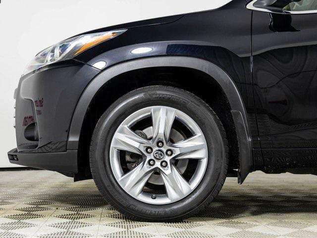 used 2018 Toyota Highlander car, priced at $25,988