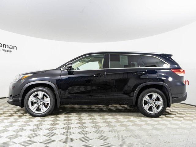 used 2018 Toyota Highlander car, priced at $25,988