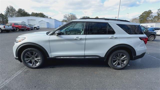 new 2025 Ford Explorer car, priced at $47,055