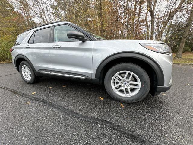 used 2025 Ford Explorer car, priced at $43,081