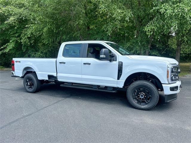 new 2024 Ford F-350 car, priced at $57,400