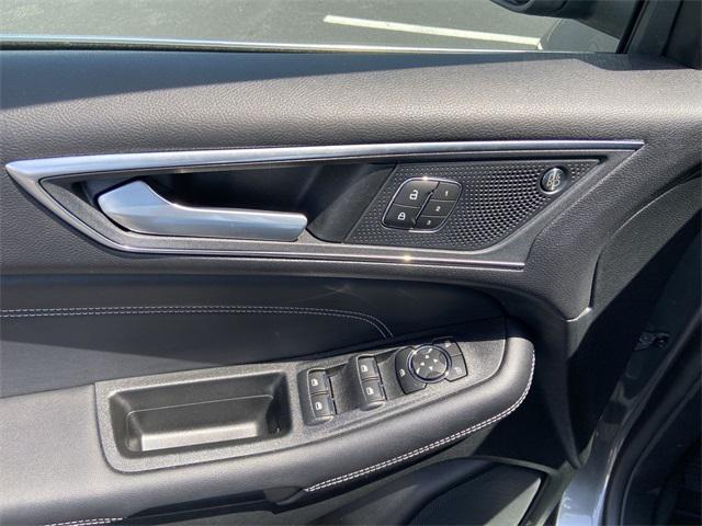 used 2022 Ford Edge car, priced at $22,998