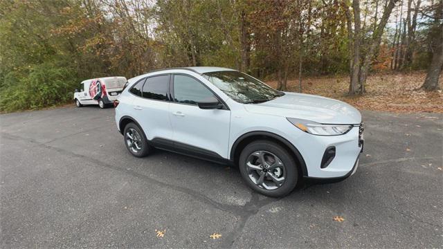 new 2025 Ford Escape car, priced at $31,300