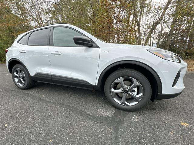 new 2025 Ford Escape car, priced at $31,300