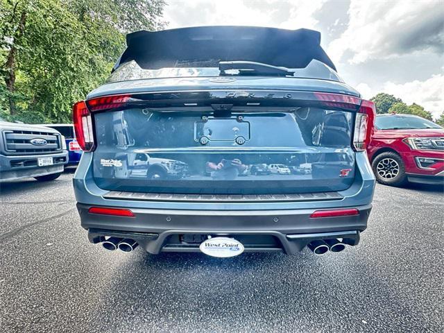 new 2025 Ford Explorer car, priced at $60,221