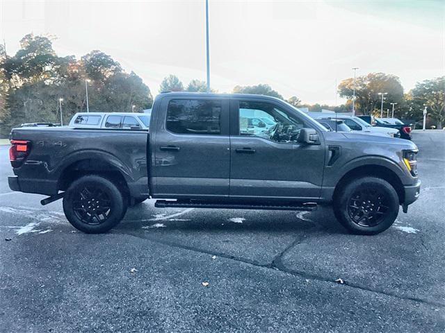 new 2025 Ford F-150 car, priced at $52,652