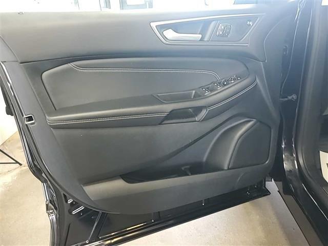 used 2024 Ford Edge car, priced at $30,987