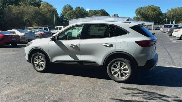 used 2025 Ford Escape car, priced at $30,982