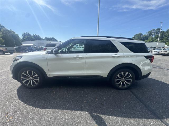 new 2025 Ford Explorer car, priced at $46,806
