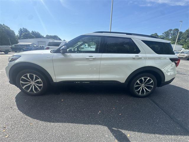 new 2025 Ford Explorer car, priced at $46,806
