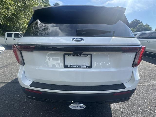 new 2025 Ford Explorer car, priced at $46,806
