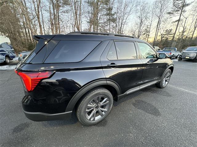 new 2025 Ford Explorer car, priced at $45,312