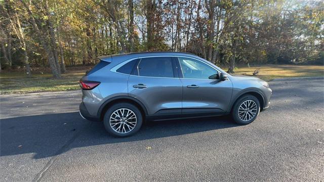 new 2023 Ford Escape car, priced at $40,100