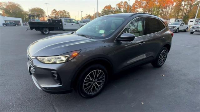 new 2023 Ford Escape car, priced at $44,100